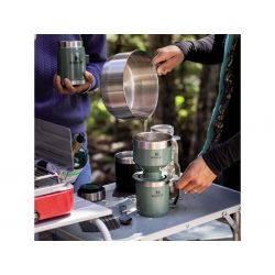 https://www.knifepark.com/12283-home_default/stanley-american-coffee-mug-classic-perfect-brew-pour-over-hammertone-green.jpg
