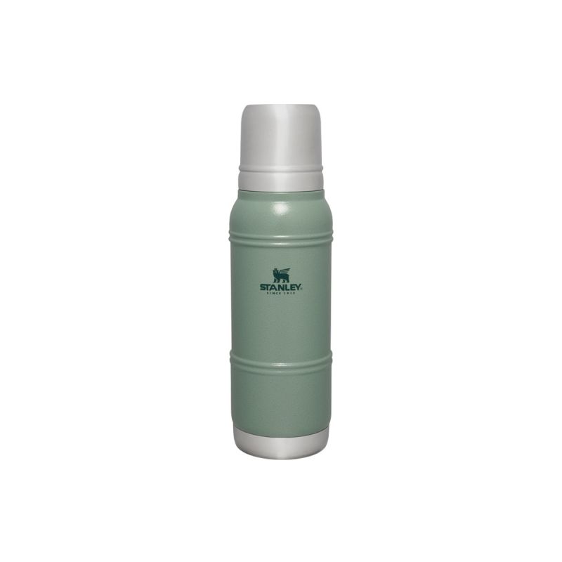 https://www.knifepark.com/15768-large_default/stanley-artisan-thermal-bottle-11qt-1l-hammertone-green.jpg