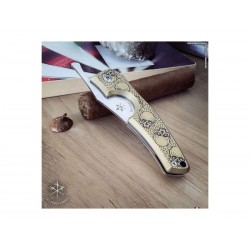 Les Fines Lames Le Petit Brass Skulls Cigar Cutter